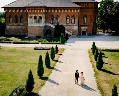 Sedinta foto de nunta la Palatul Mogosoaia