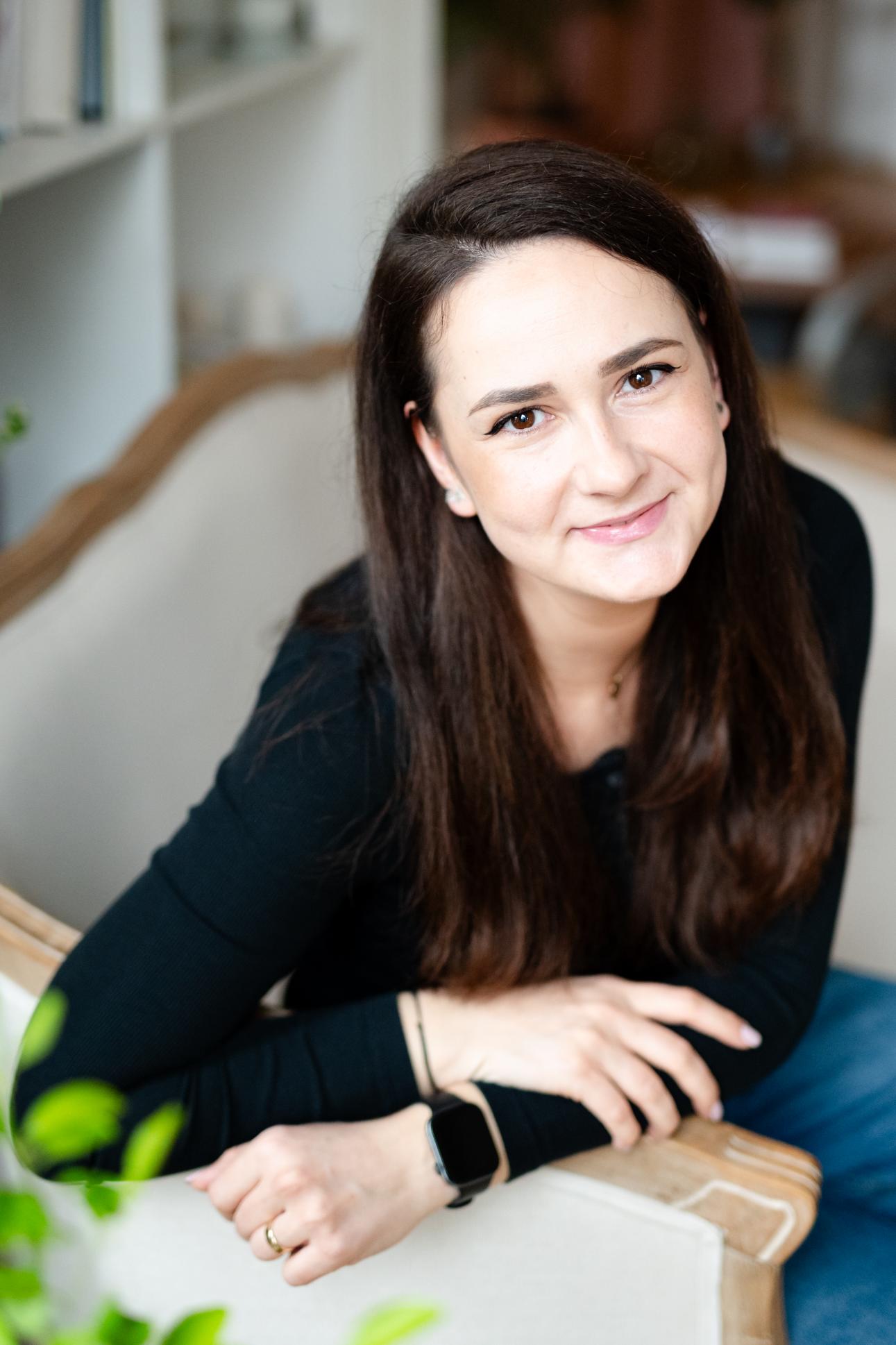 ZII_3215 Sedinta foto de portret lifestyle | Ședință foto business | Ședință foto de portret | Professional Headshots & Lifestyle Brand Session | Social media profile picture | Personal branding photo shooting ☎️ 0745 036 445