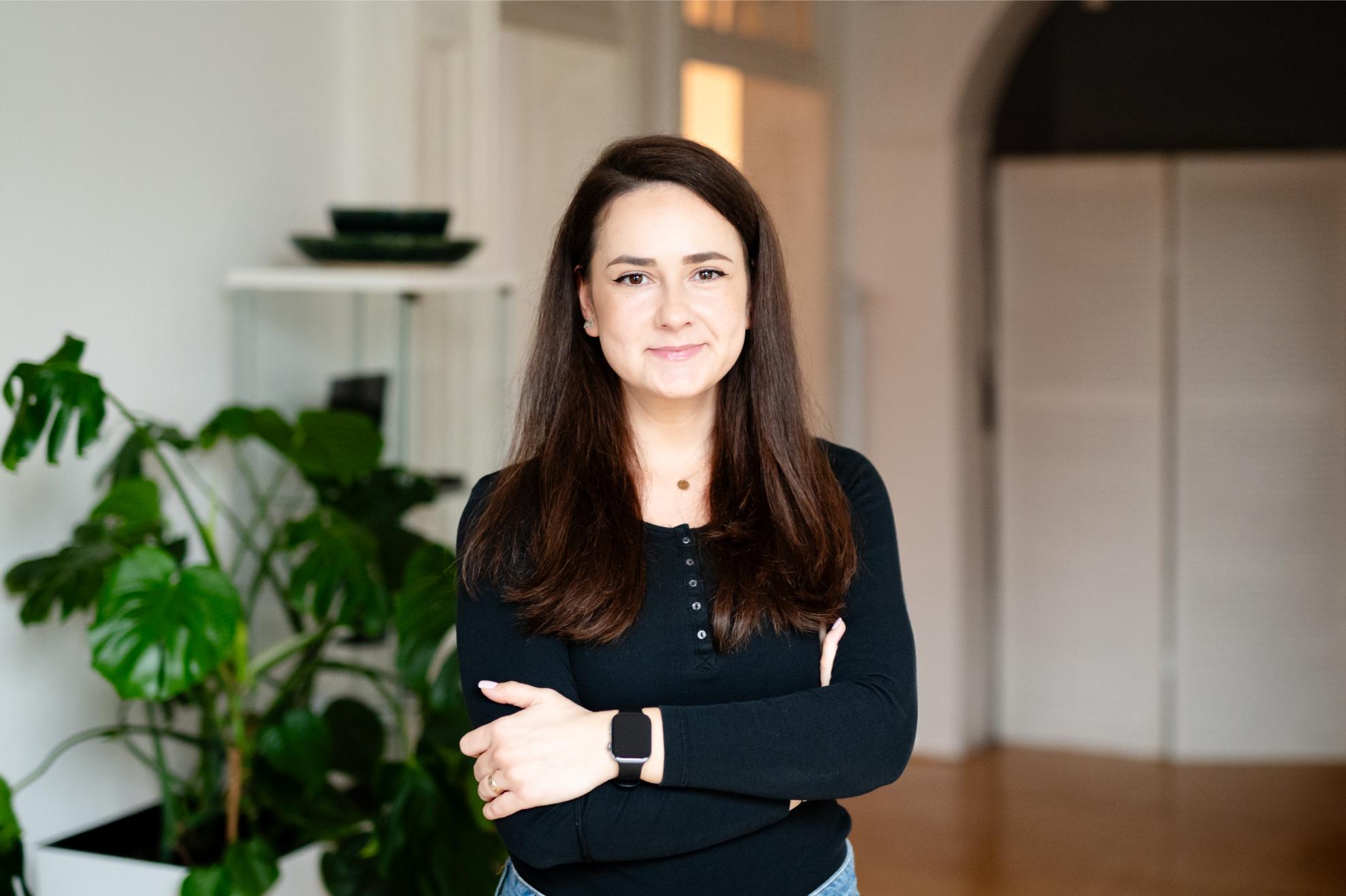 ZII_3278 Sedinta foto de portret lifestyle | Ședință foto business | Ședință foto de portret | Professional Headshots & Lifestyle Brand Session | Social media profile picture | Personal branding photo shooting ☎️ 0745 036 445