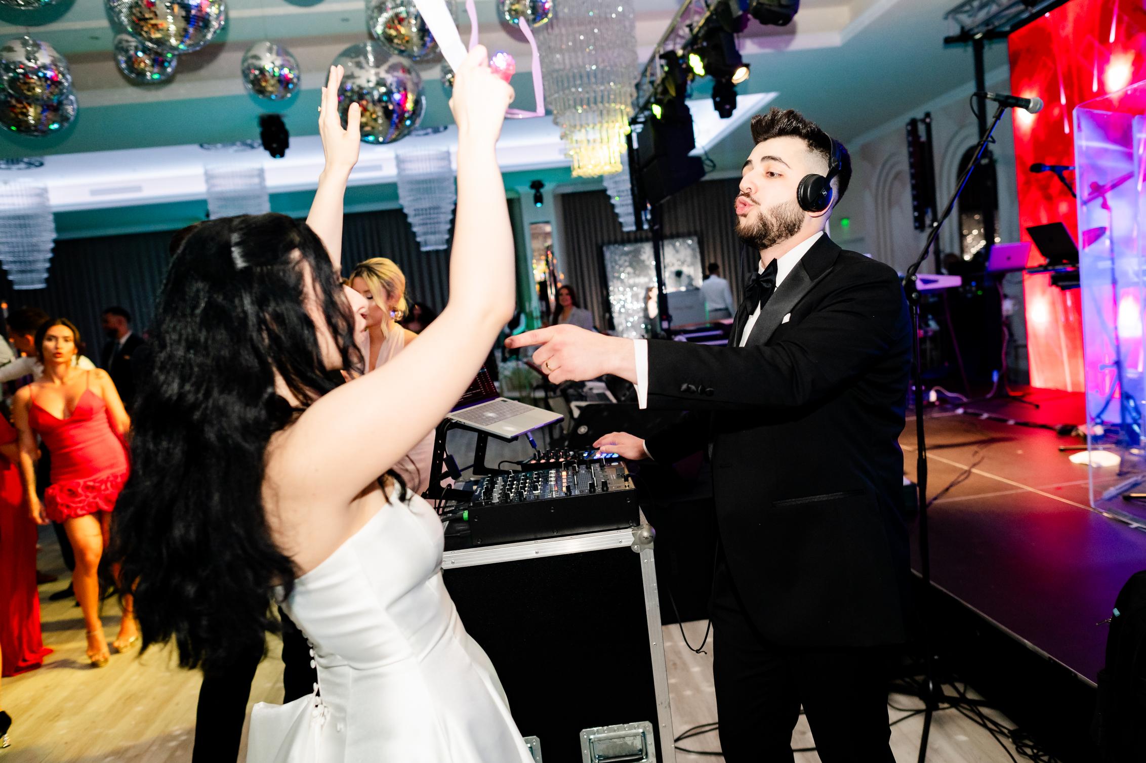 Fotografie de nunta la Reina Events | Sedinta foto de nunta | Sesiune foto de cuplu ❤