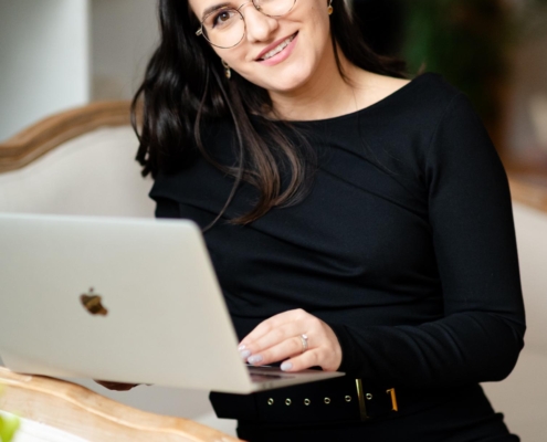 Ședință foto business | Ședință foto de portret | Professional Headshots & Lifestyle Brand Session | Social media profile picture | Personal branding photo shooting ☎️ 0745 036 445
