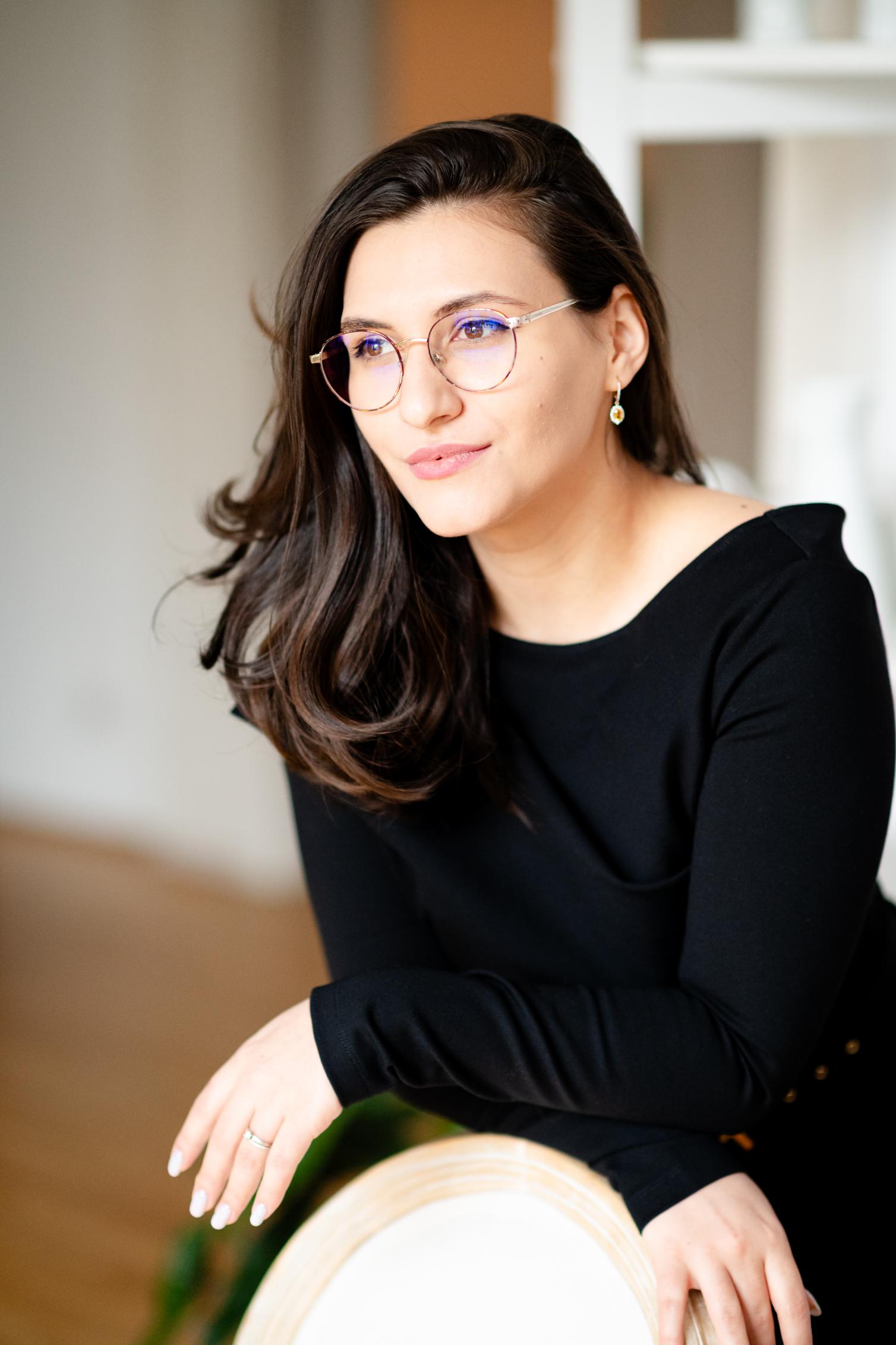Ședință foto business | Ședință foto de portret | Professional Headshots & Lifestyle Brand Session | Social media profile picture | Personal branding photo shooting ☎️ 0745 036 445