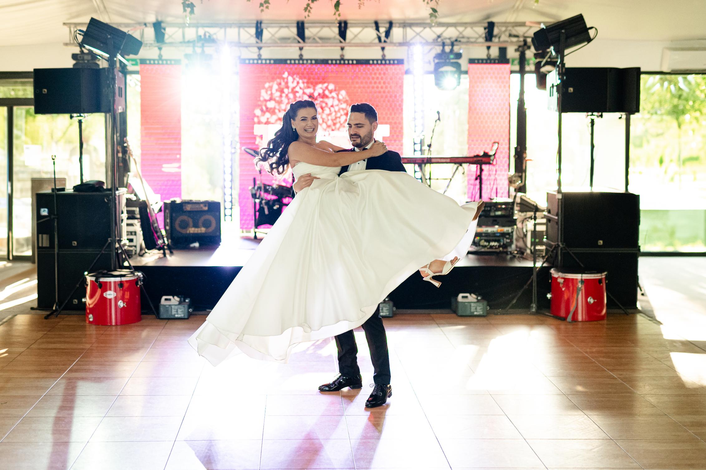 Fotografie de nunta la Lagoo Snagov | Cununie civila | Sedinta foto de nunta | Sesiune foto de cuplu ❤