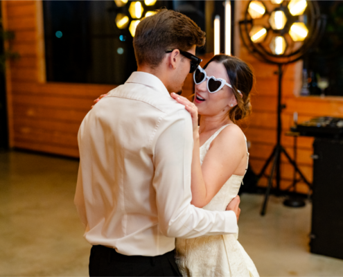 Nunta la Narrative | Loredana si Luca | O zi plină de emoție, zâmbete sincere și momente care merită păstrate pentru totdeauna. @narrative_events @djalexvisan ✨ #fotografdenunta #fotografiedenunta #nuntadepoveste #nuntaingradina #nuntainaerliber #weddstory #weddingphotography #nikonz6 #booking2027